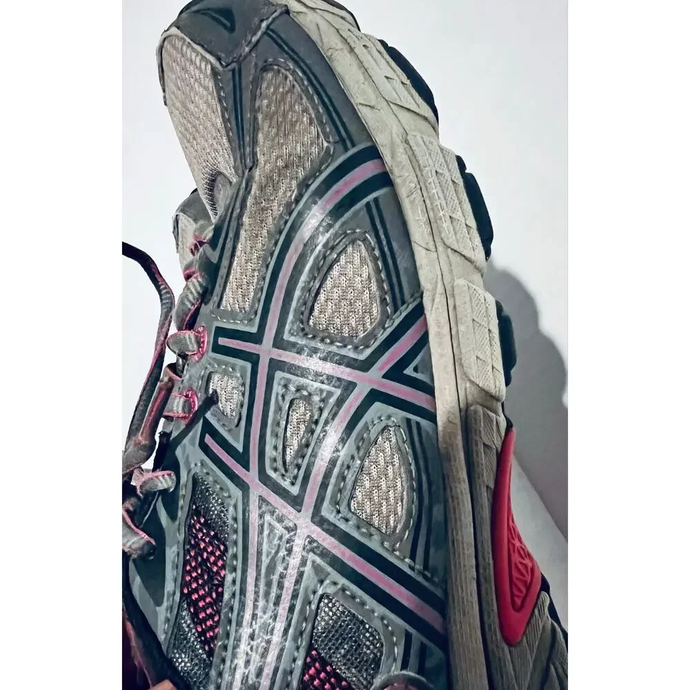 ASIC Running Shoes.  Size 8, Gray and Purple